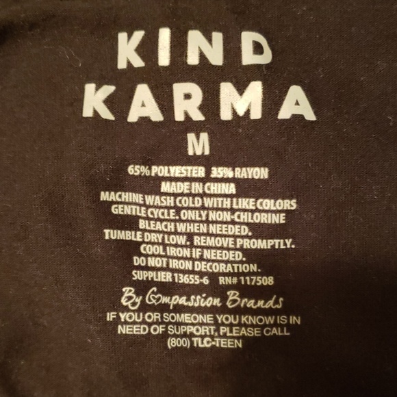 Black tee with tie front - Picture 5 of 5